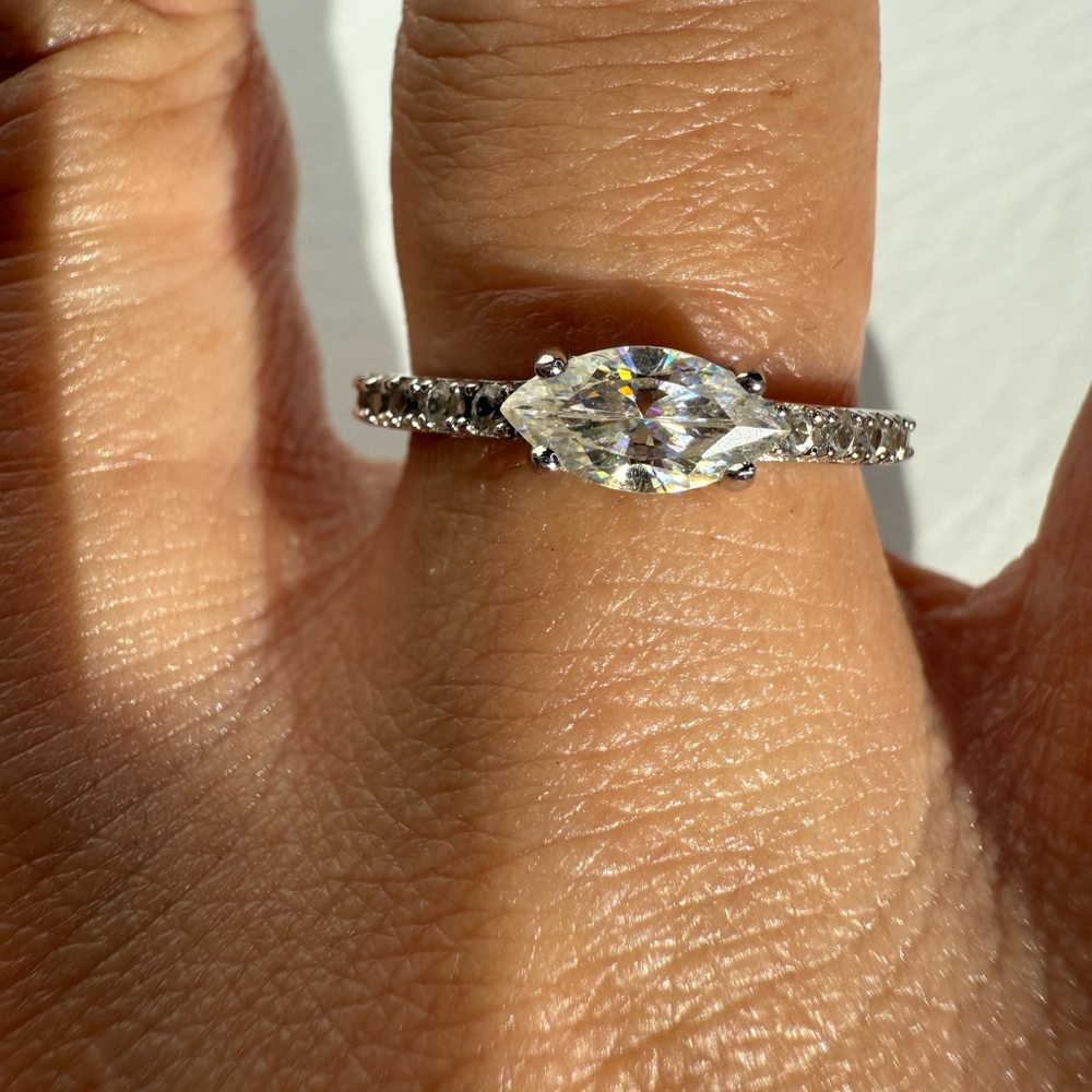 Elegant Spinel Marquise-Cut 925 Sterling Silver Ring Size 5.75